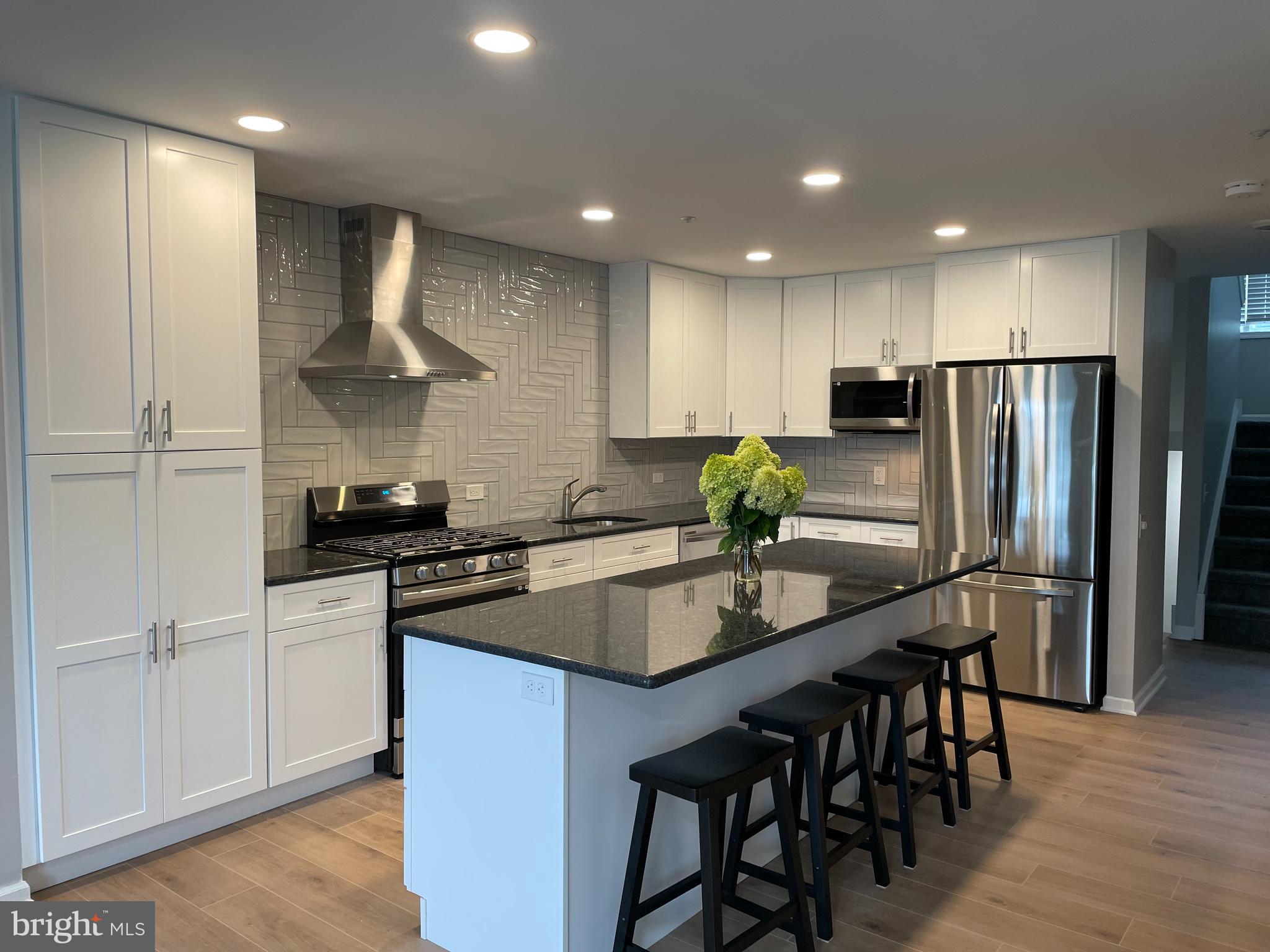 572 W Saxony Dr #572