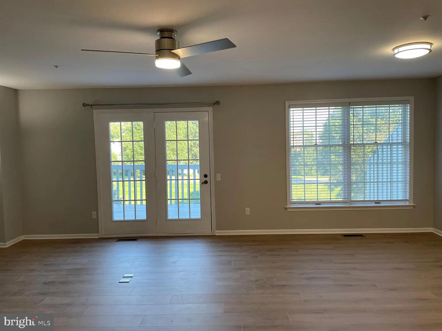 572 W Saxony Dr #572