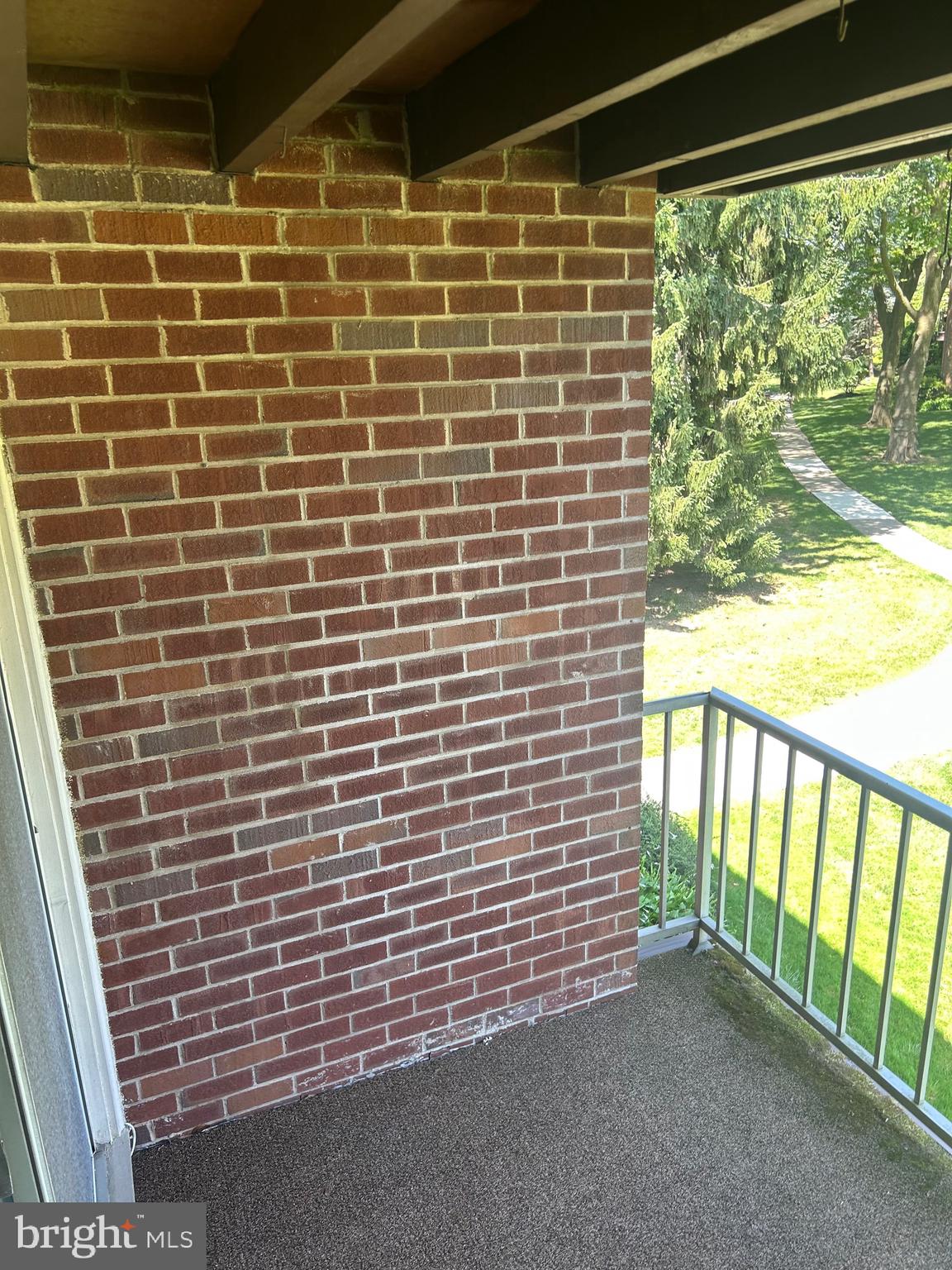 435 DRUMMERS LN #435