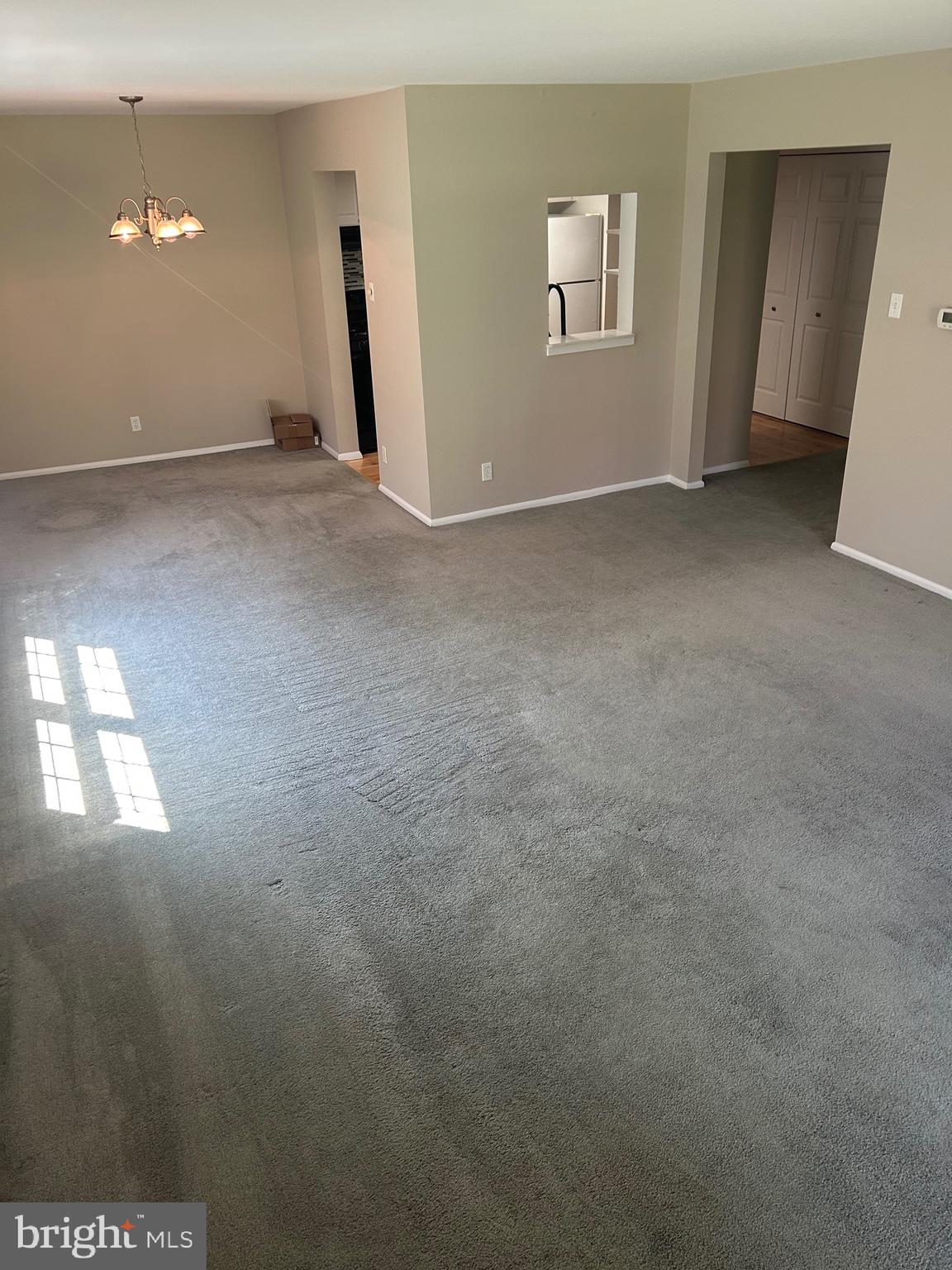 435 DRUMMERS LN #435