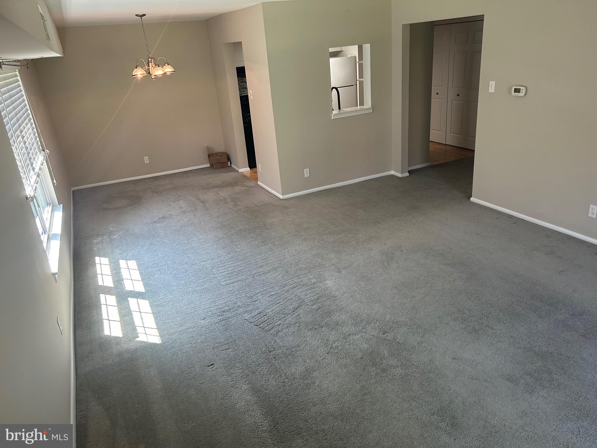 435 DRUMMERS LN #435