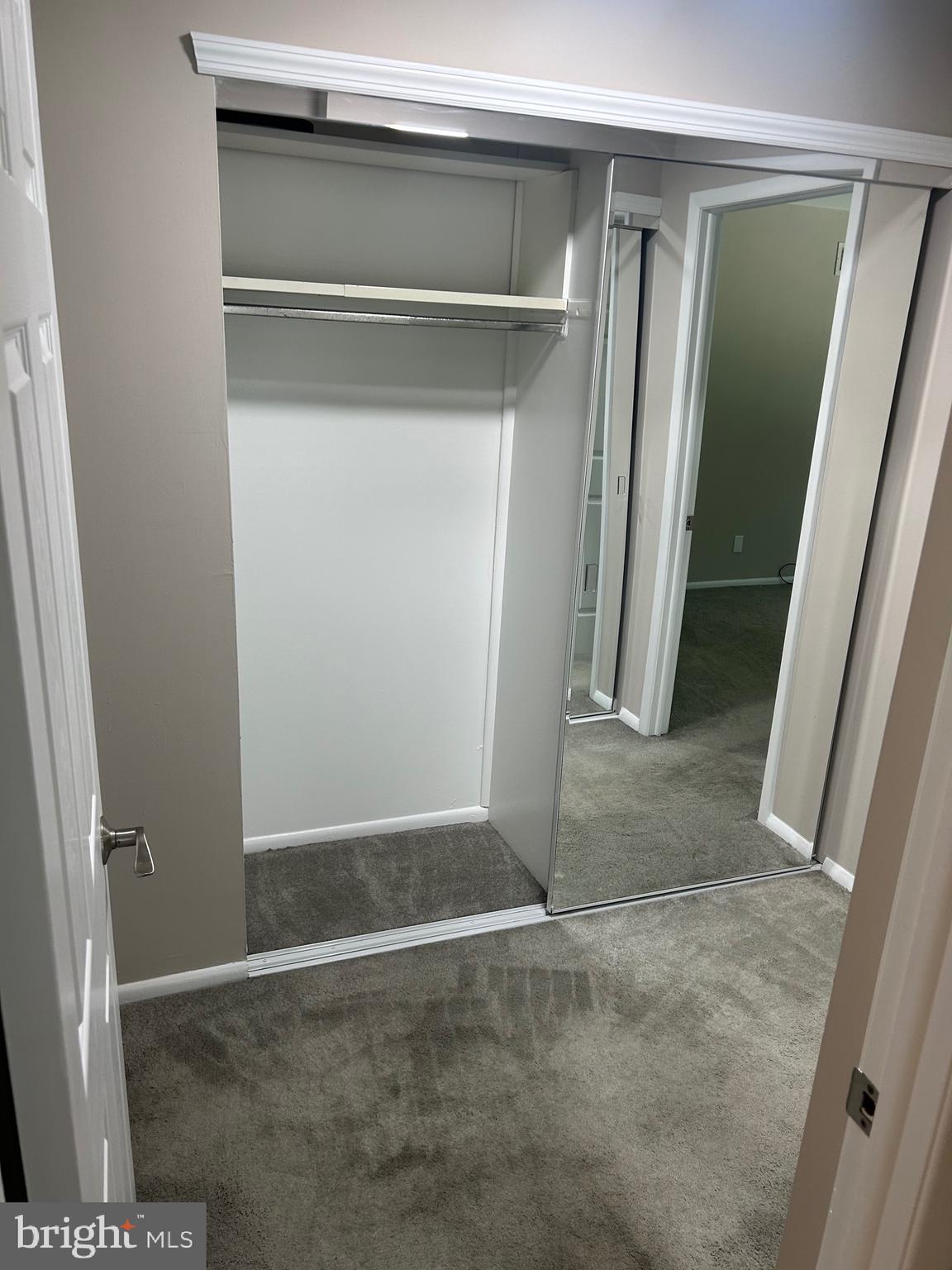 435 DRUMMERS LN #435