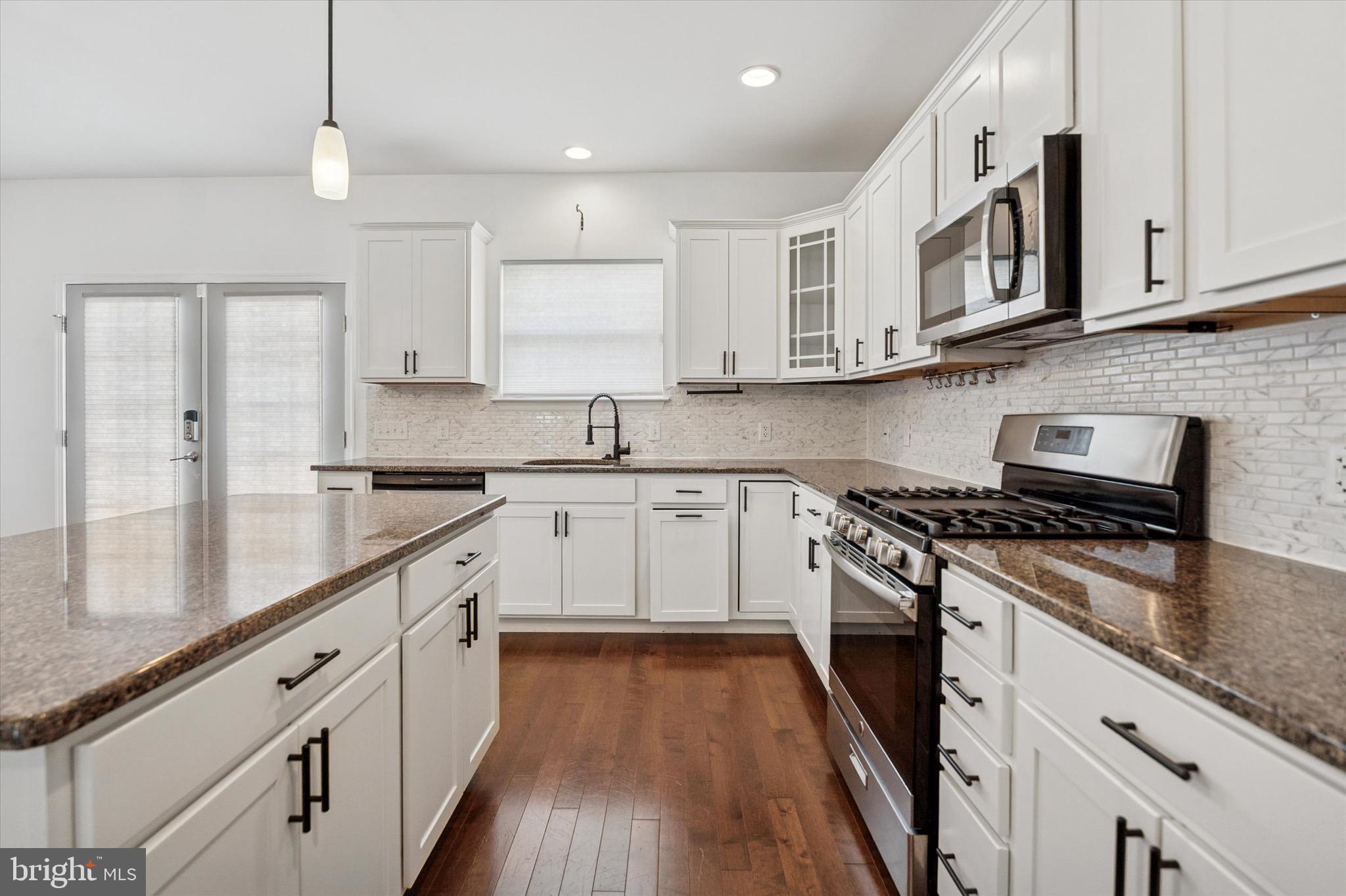 419 SOUTH ST