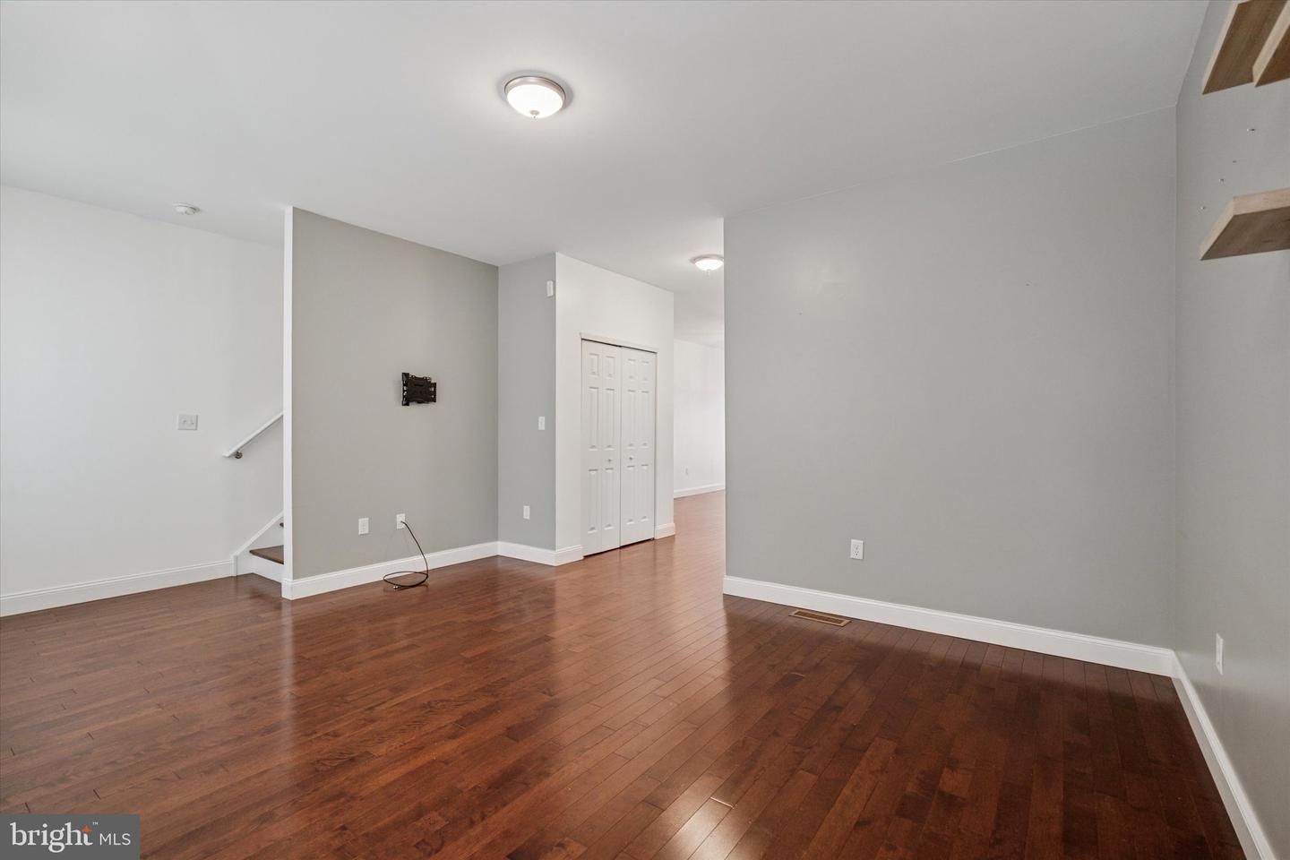 419 SOUTH ST