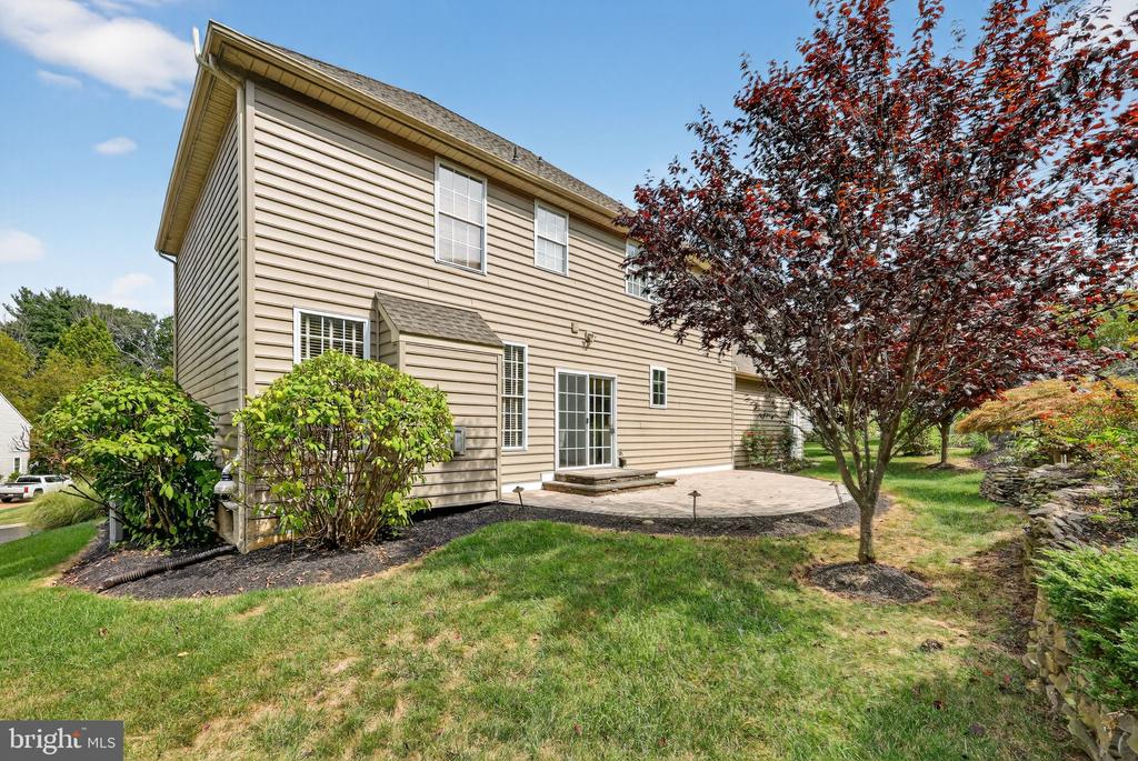 959 GARLINGTON CIRCLE