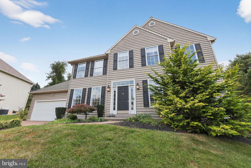 959 GARLINGTON CIRCLE