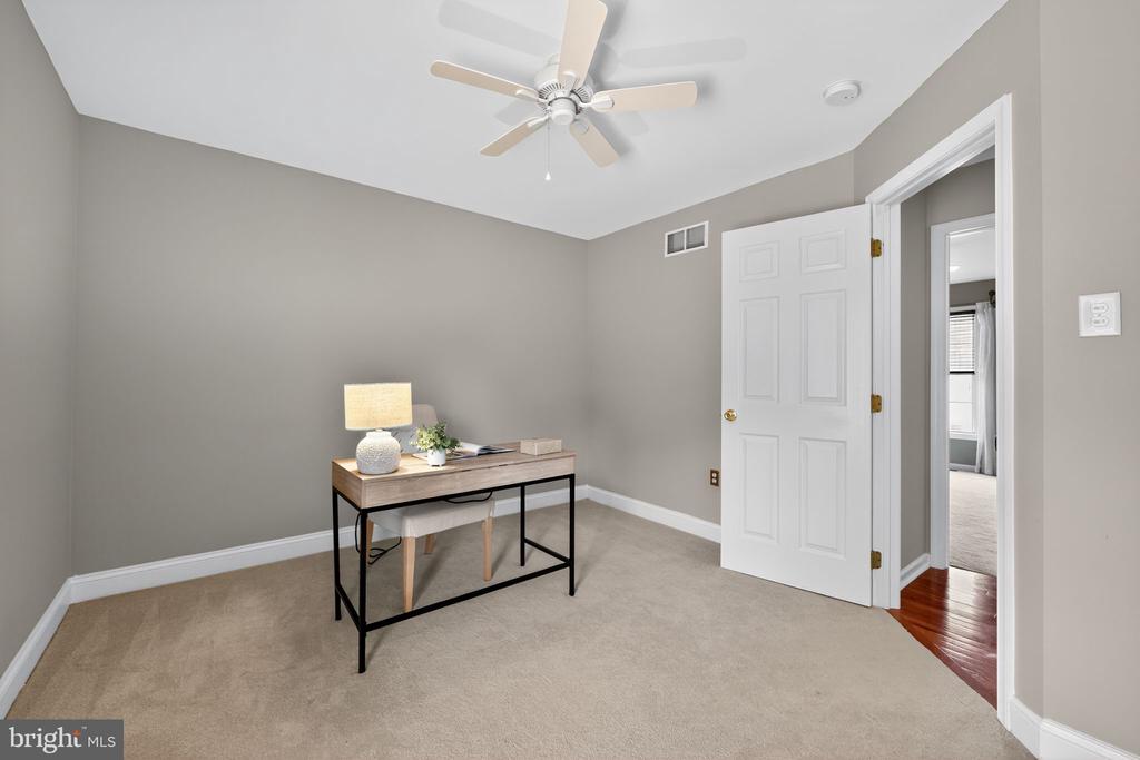 959 GARLINGTON CIRCLE