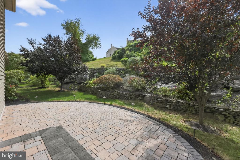 959 GARLINGTON CIRCLE