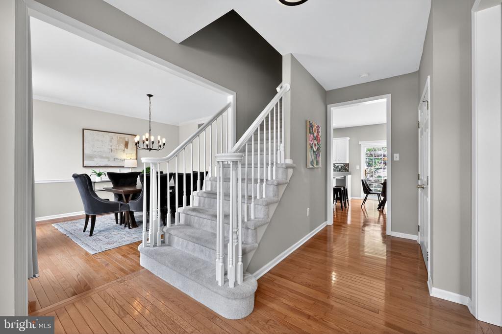 959 GARLINGTON CIRCLE