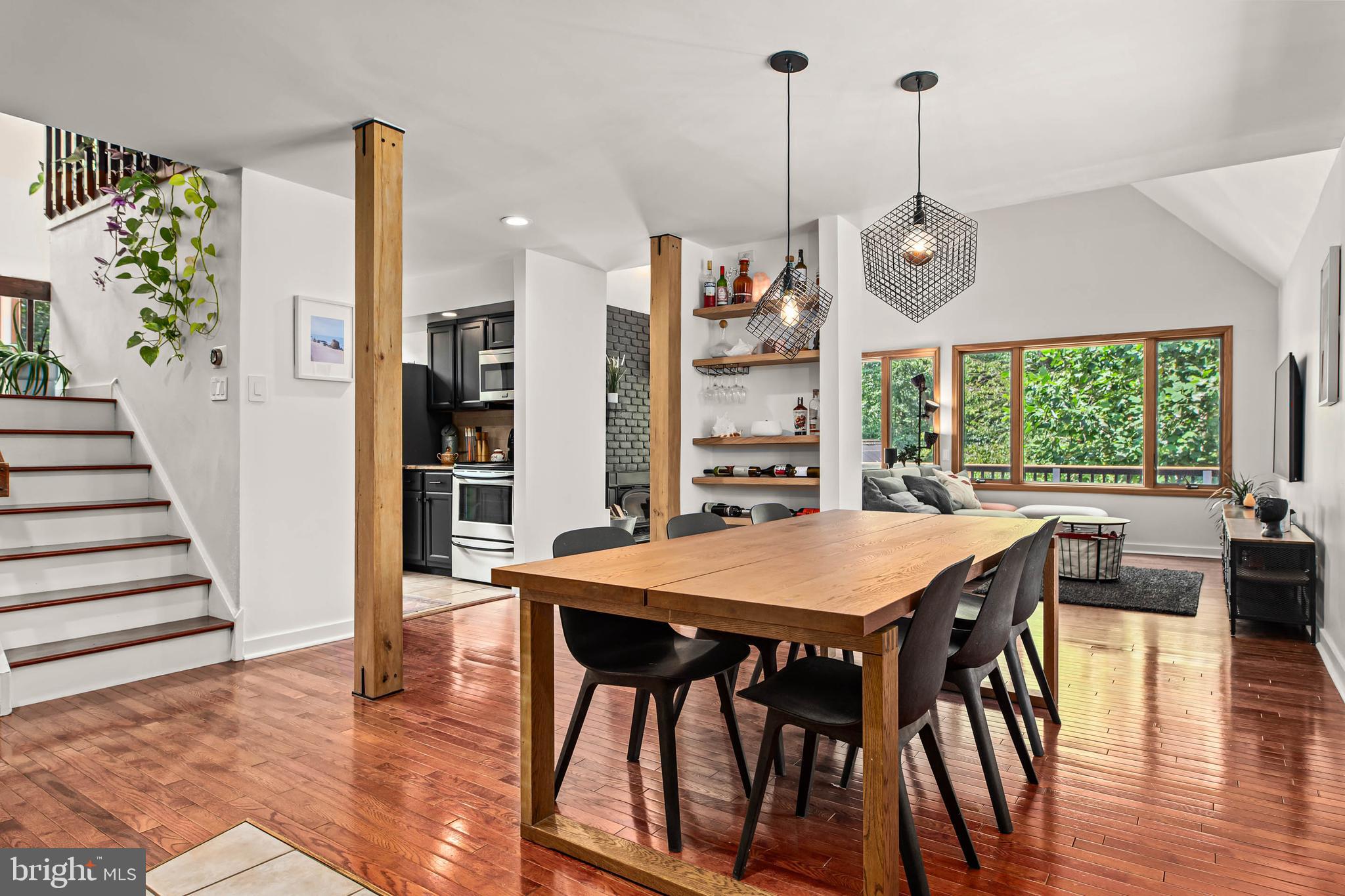 477 Willann Dr