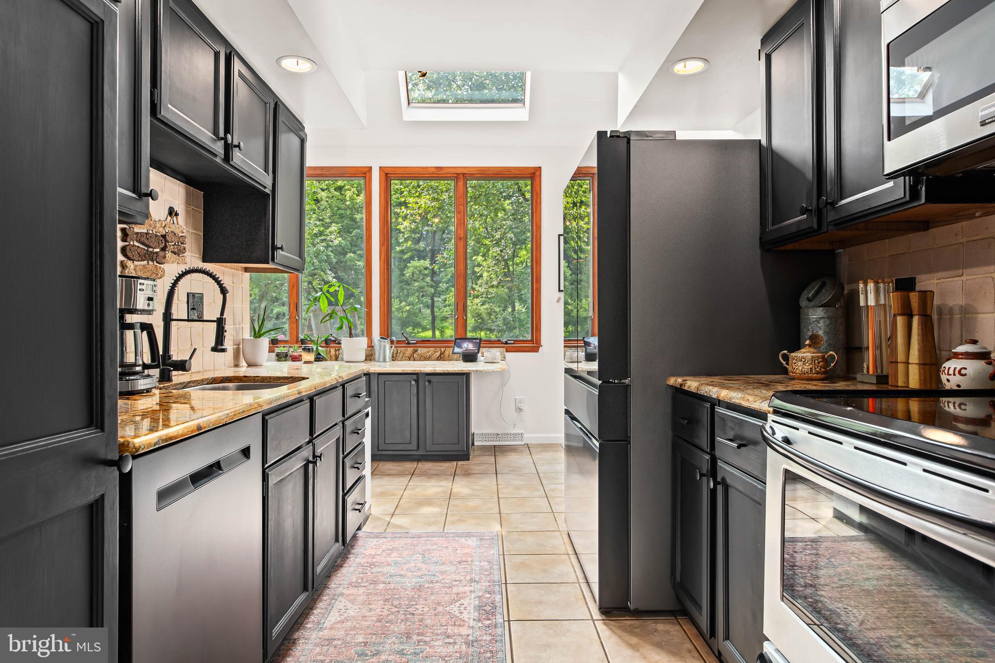 477 Willann Dr