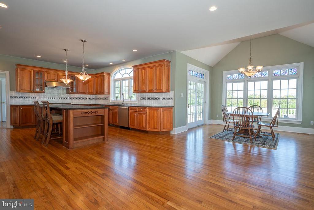 2 SPRING MEADOW FARM LANE