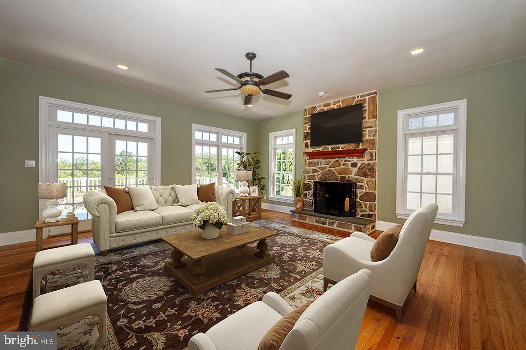 2 SPRING MEADOW FARM LANE