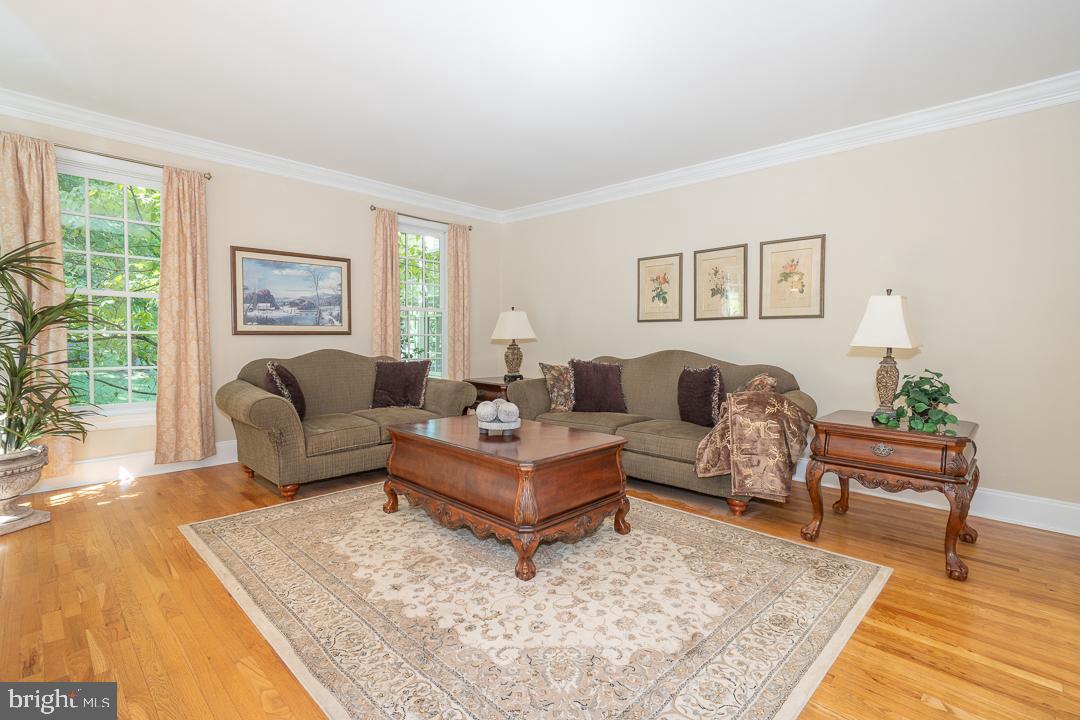 2 SPRING MEADOW FARM LANE