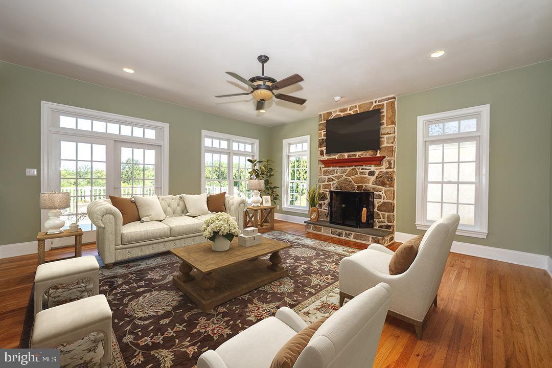 2 SPRING MEADOW FARM LANE