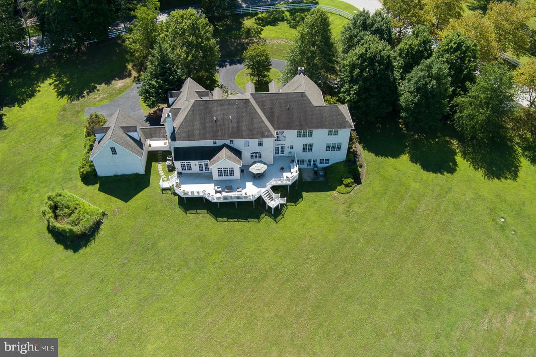 2 SPRING MEADOW FARM LANE