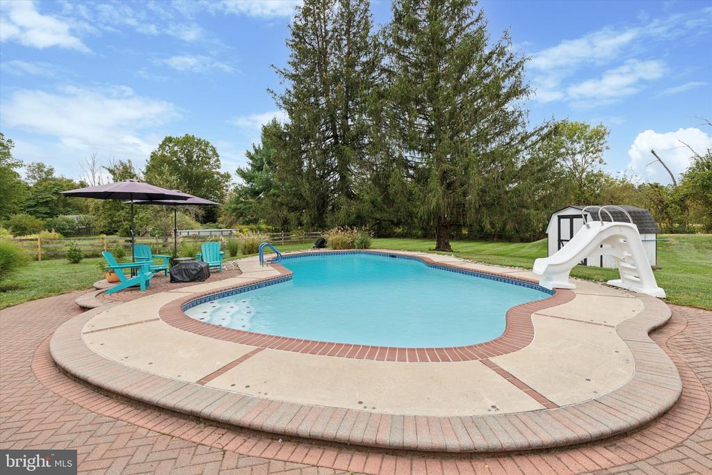 217 HOFFECKER ROAD