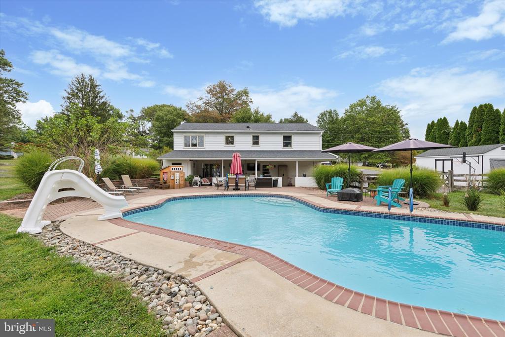 217 HOFFECKER ROAD