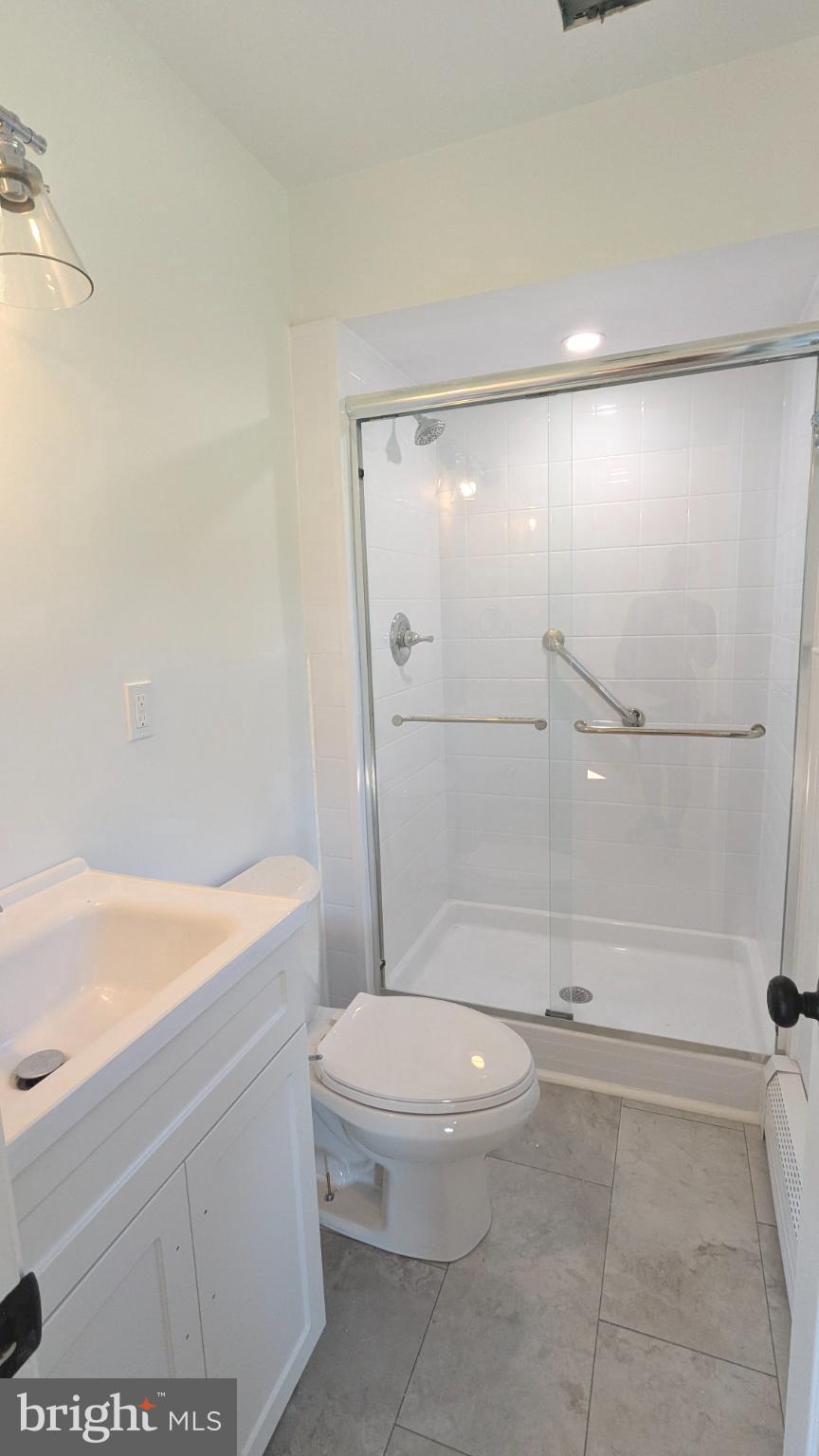 1221 BOULDER LANE