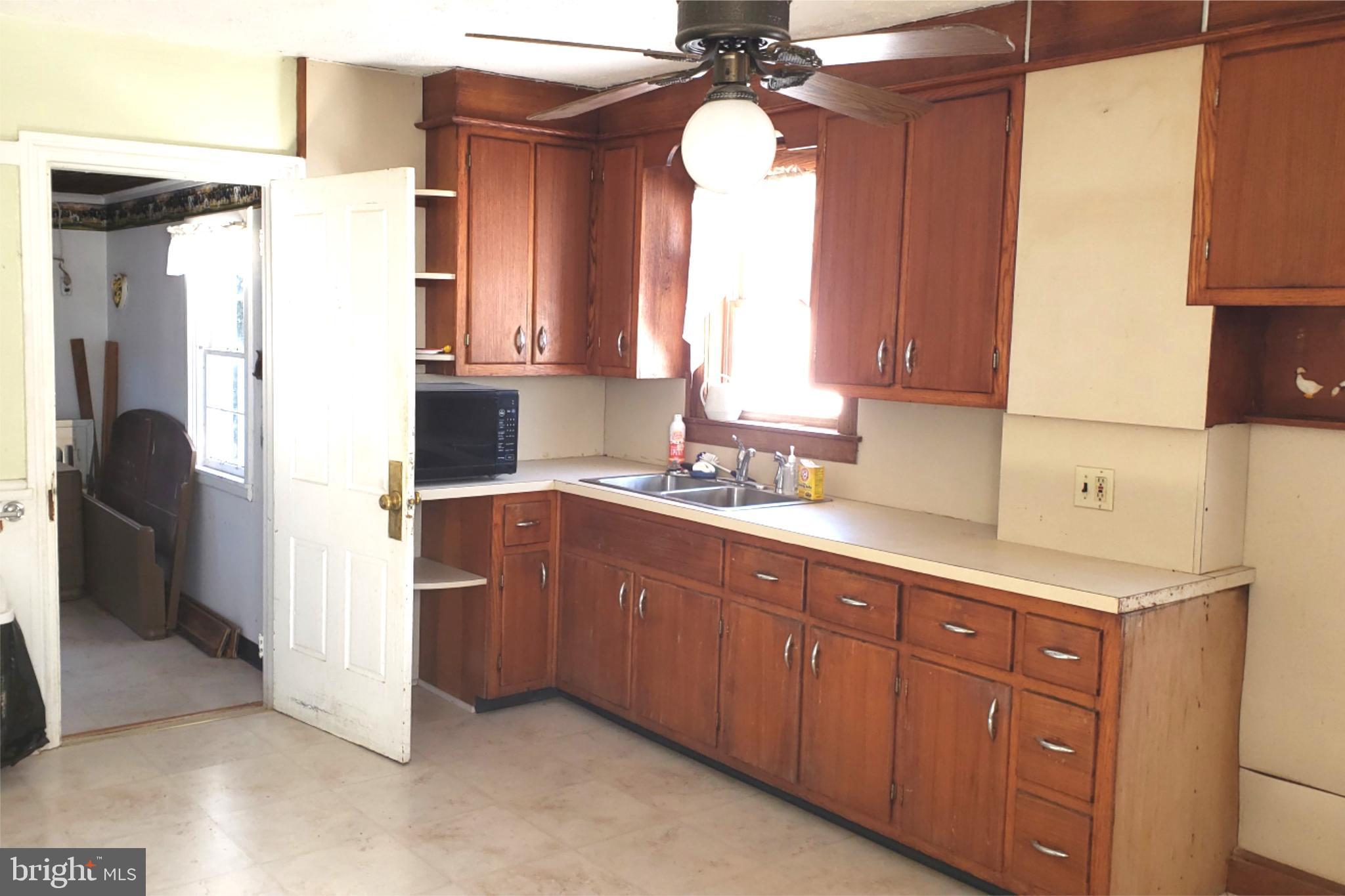 174 FERNWOOD RD ROAD