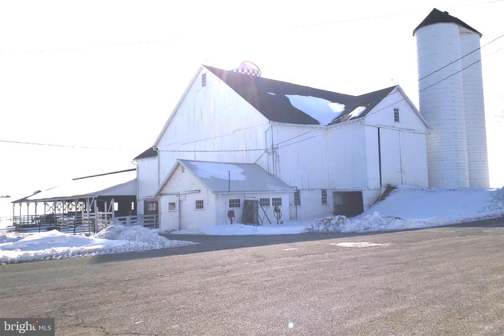 174 FERNWOOD RD ROAD