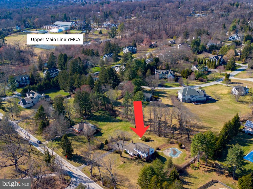 1329 SUGARTOWN ROAD