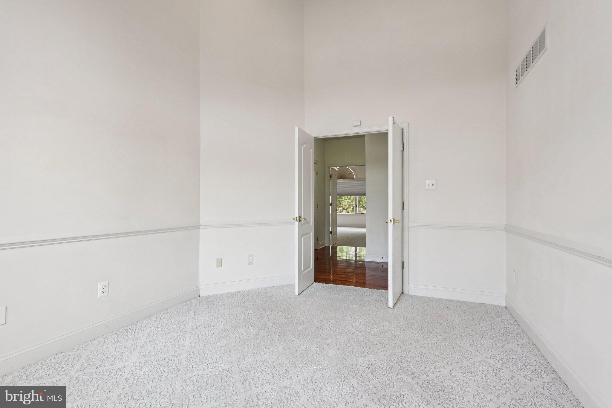 663 AUGUSTA COURT