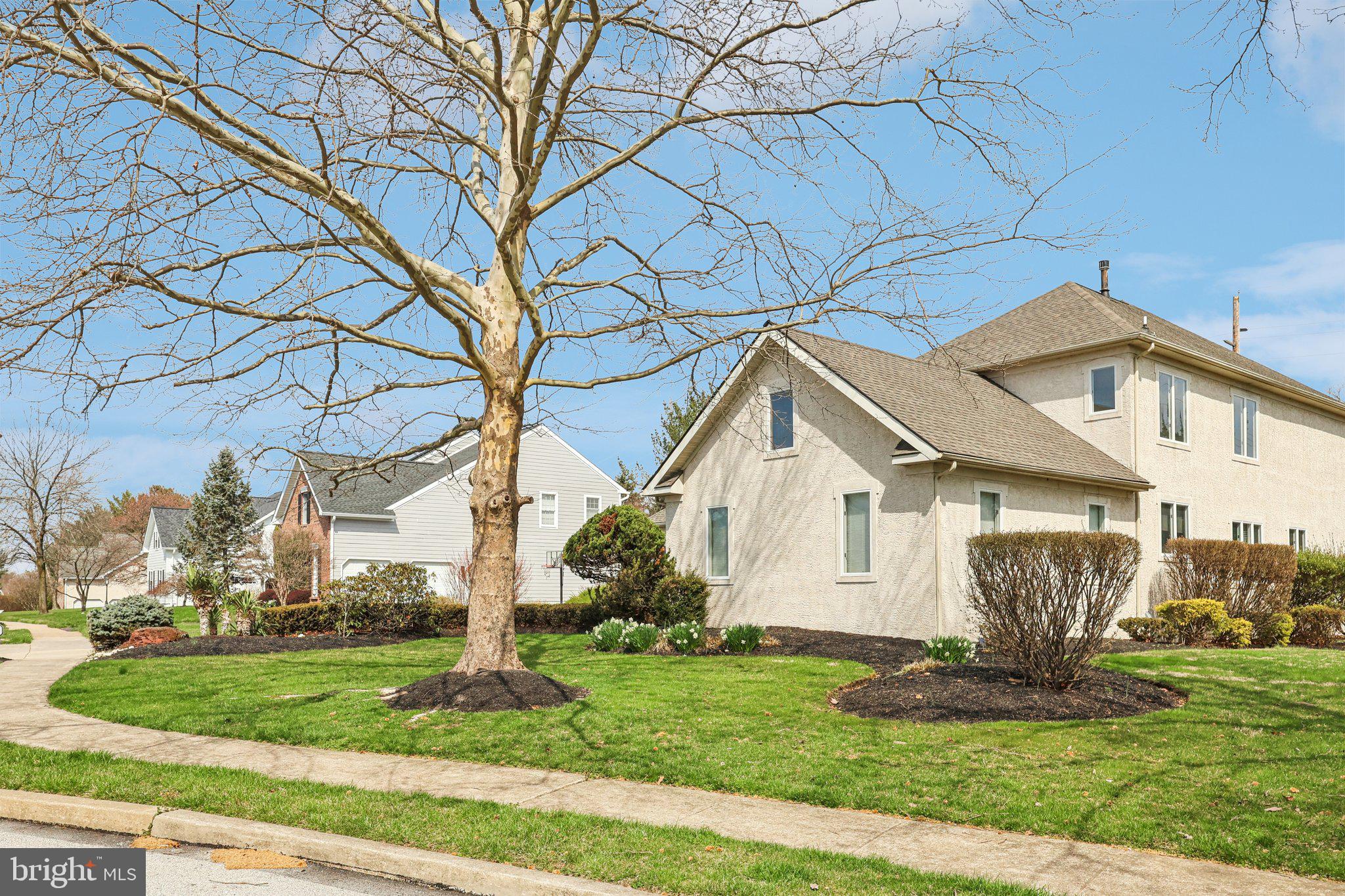 663 AUGUSTA COURT