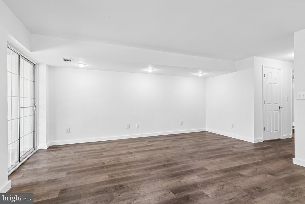 769 BRADFORD TERRACE