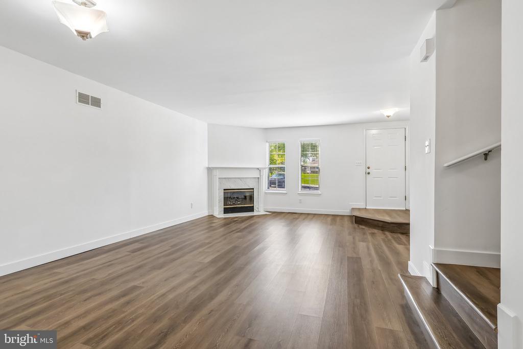 769 BRADFORD TERRACE