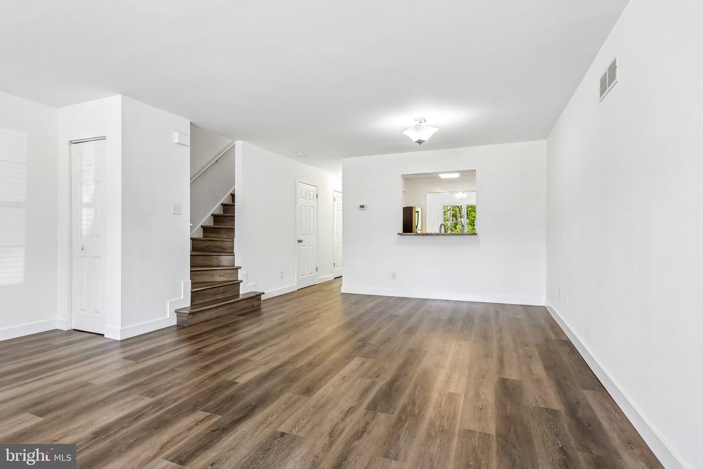 769 BRADFORD TERRACE