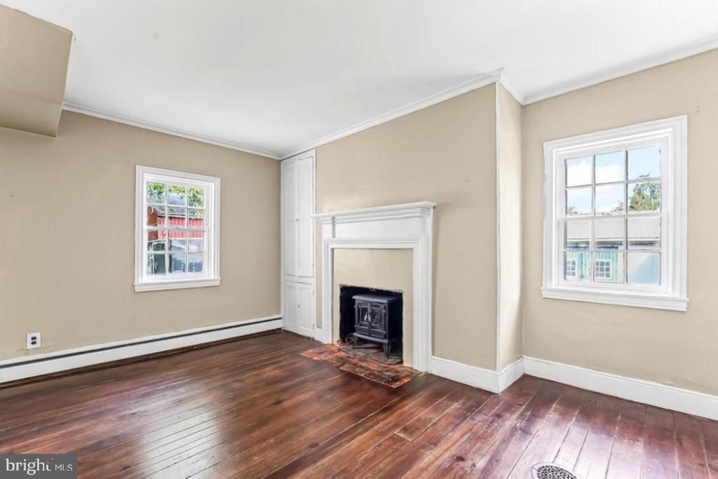 990 CHESTERVILLE ROAD
