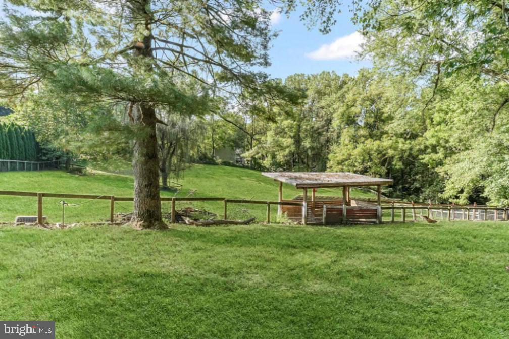 990 CHESTERVILLE ROAD