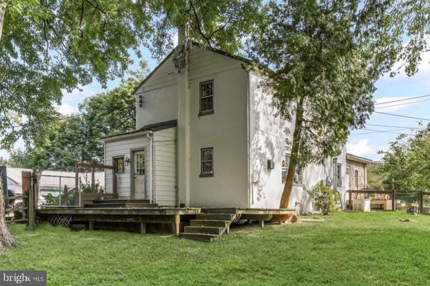 990 CHESTERVILLE ROAD