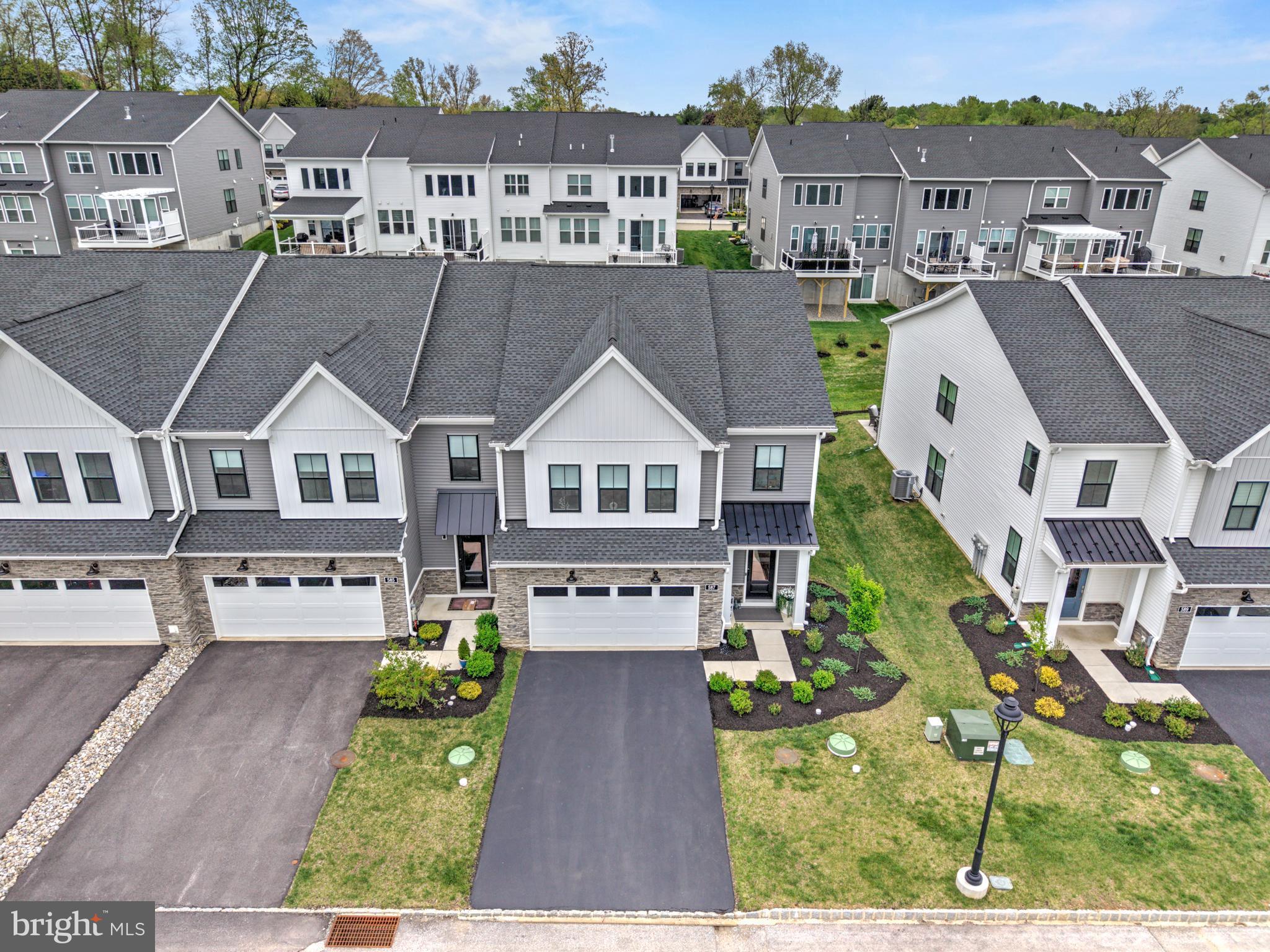 587 TRIFECTA ROAD