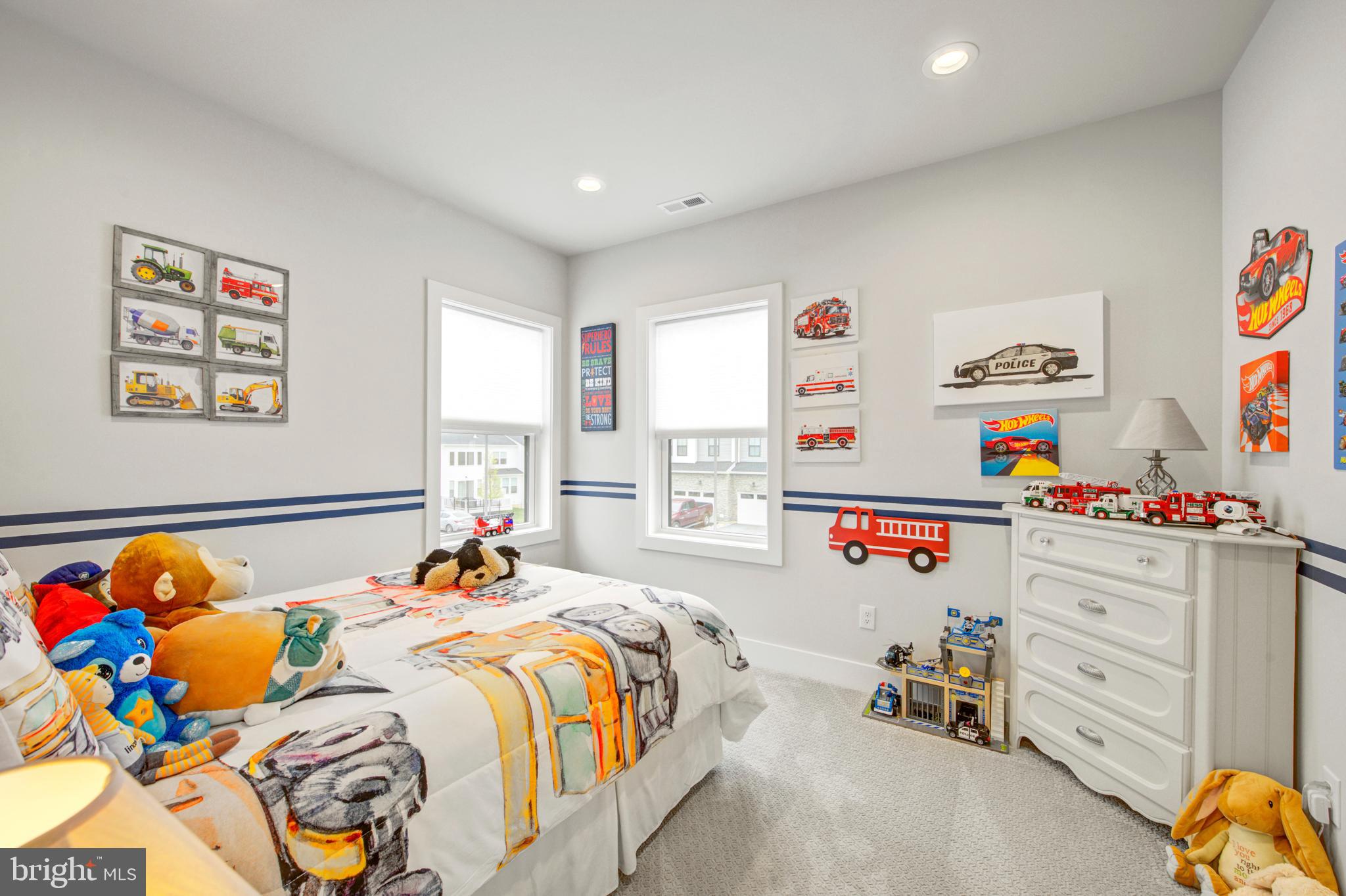 587 TRIFECTA ROAD