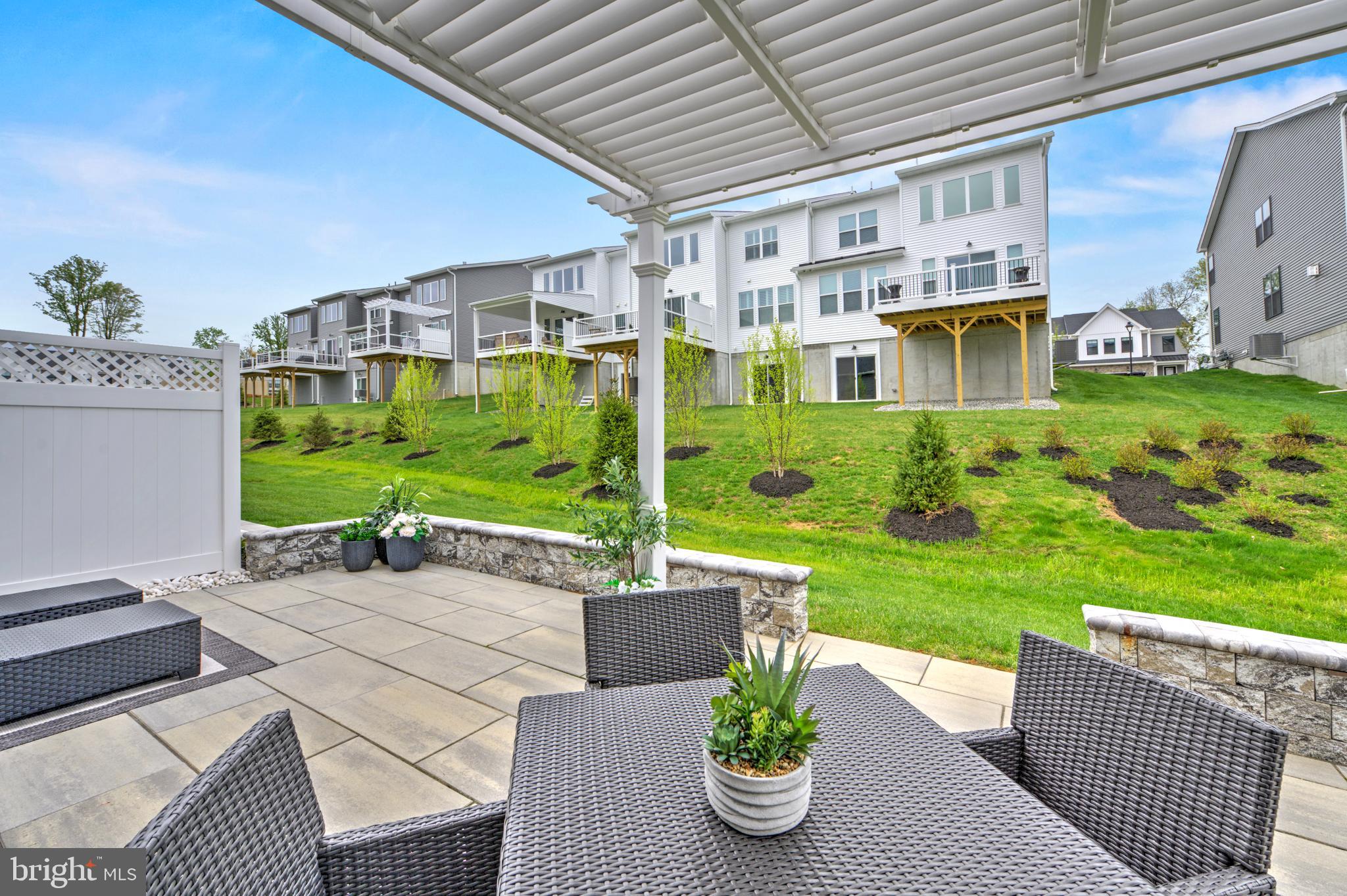 587 TRIFECTA ROAD