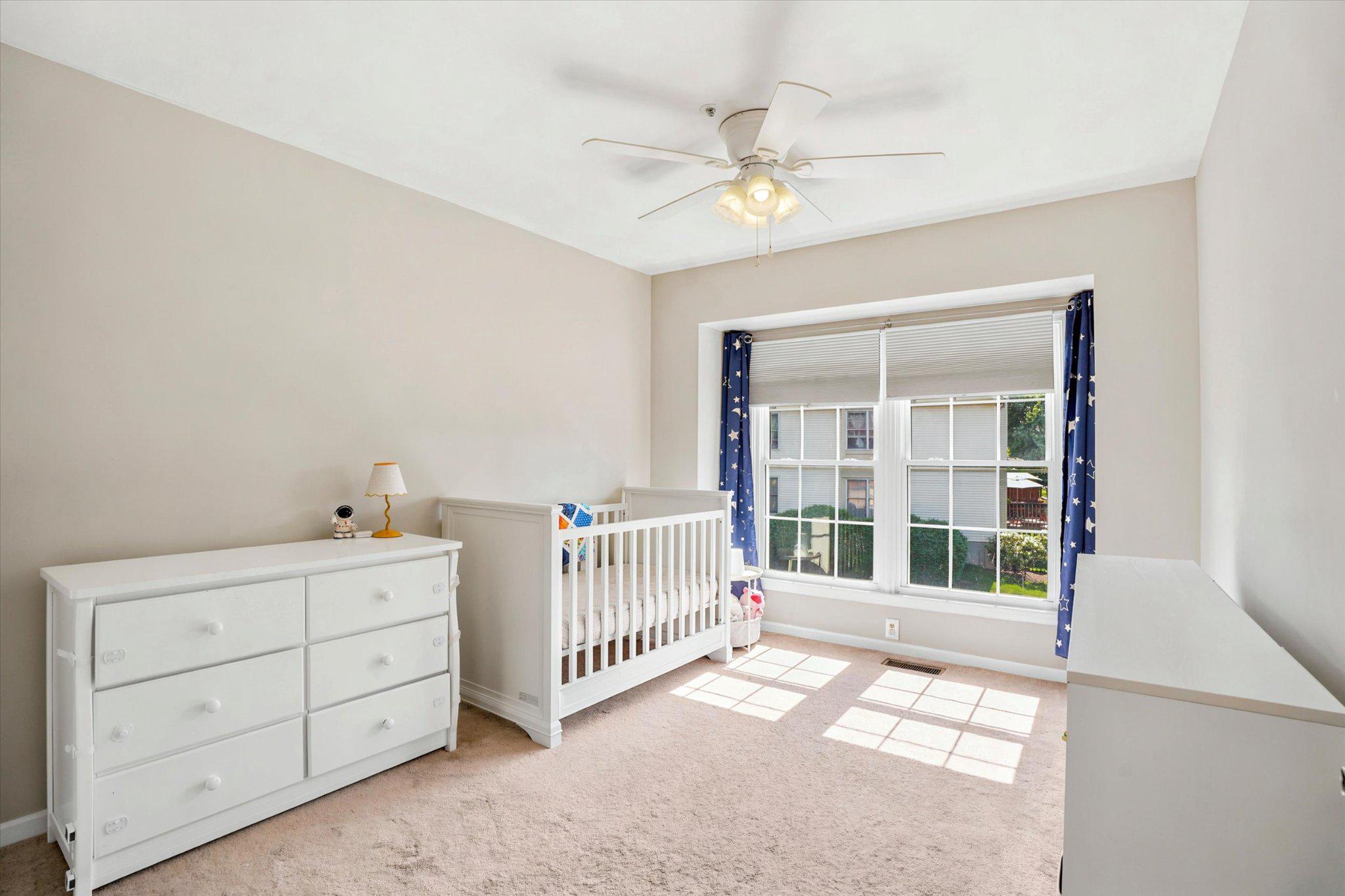 1604 E GENERAL HOWE DRIVE 71B