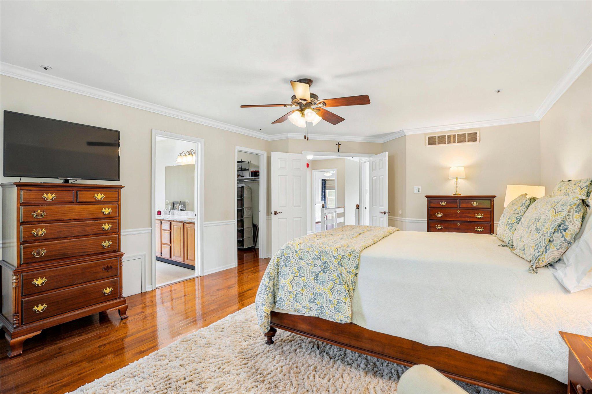 1604 E GENERAL HOWE DRIVE 71B