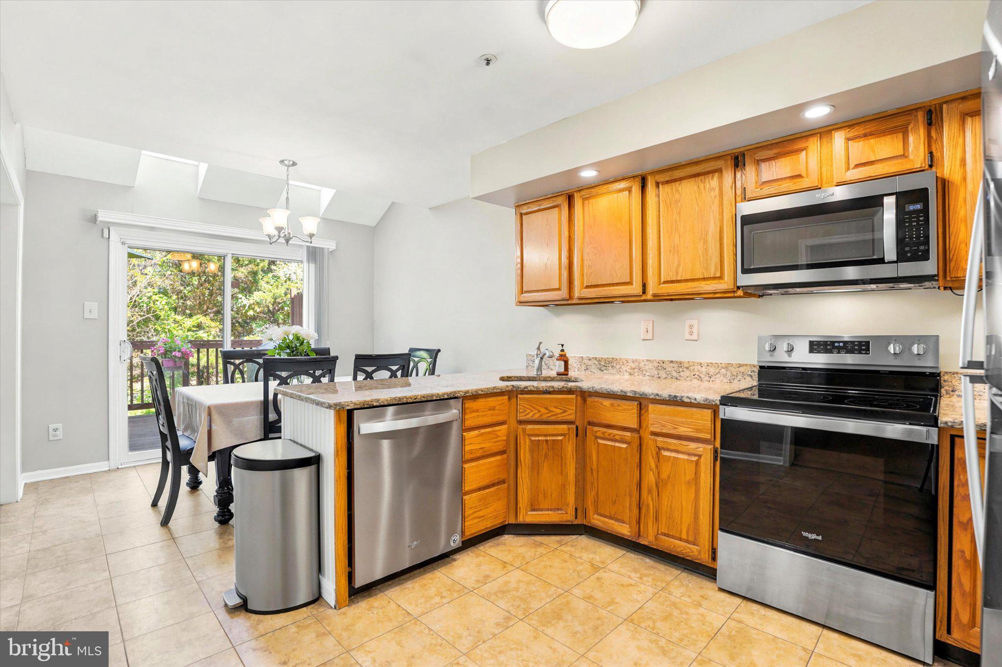 1604 E GENERAL HOWE DRIVE 71B