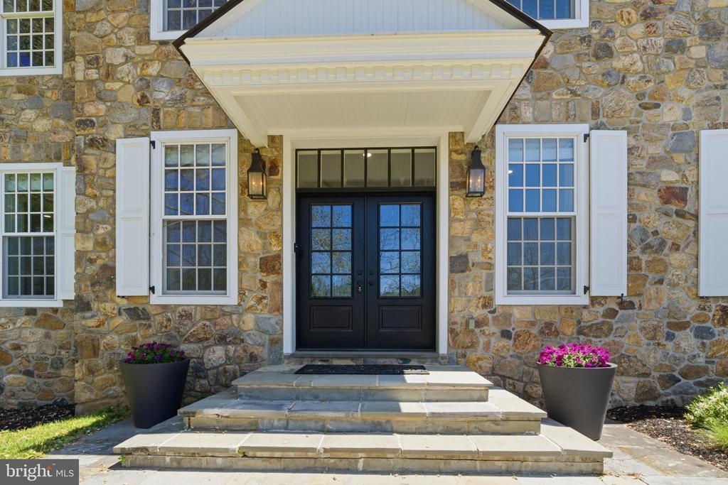 959 GARRETT MILL ROAD