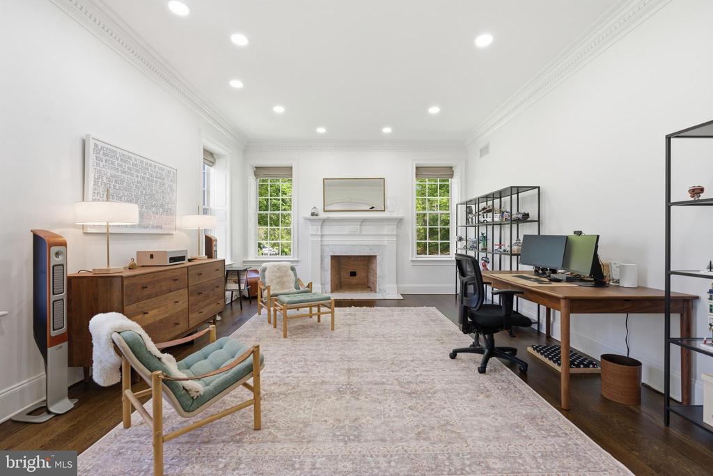 959 GARRETT MILL ROAD
