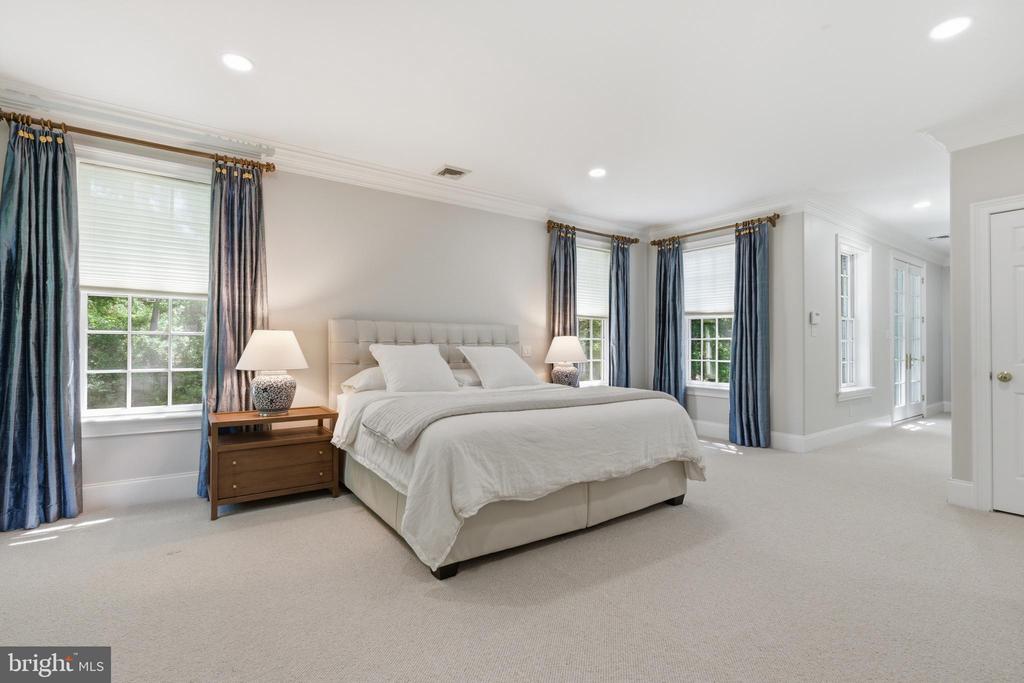 959 GARRETT MILL ROAD
