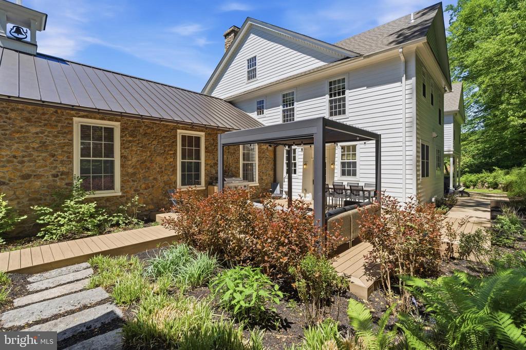 959 GARRETT MILL ROAD