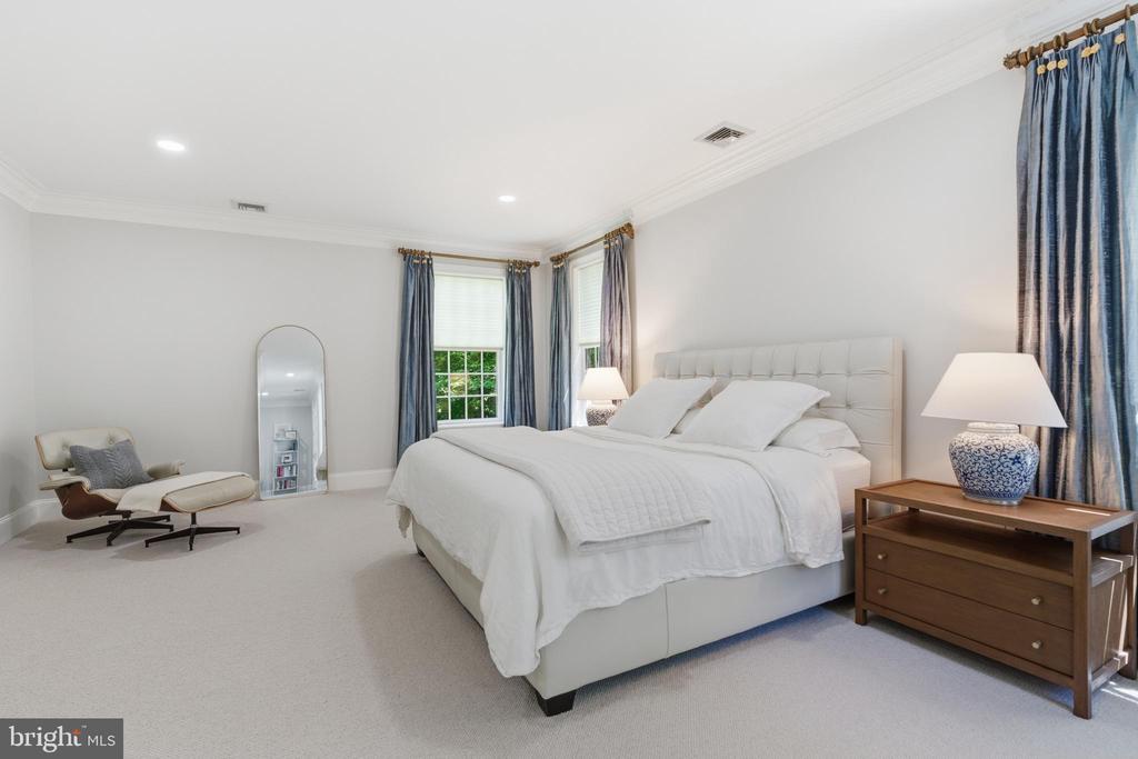 959 GARRETT MILL ROAD