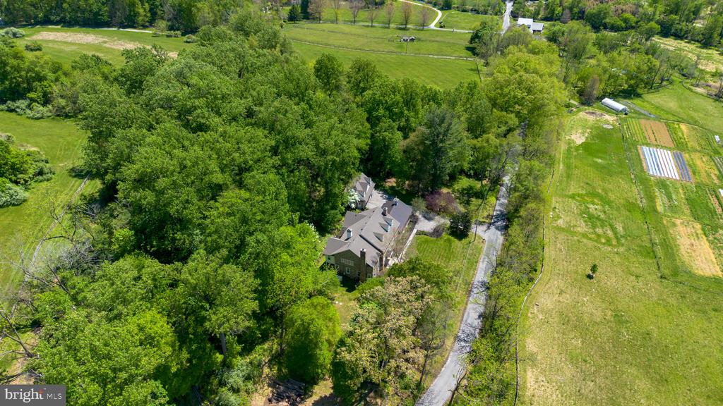 959 GARRETT MILL ROAD