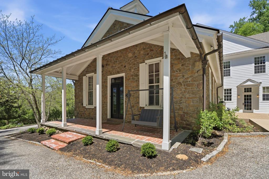 959 GARRETT MILL ROAD