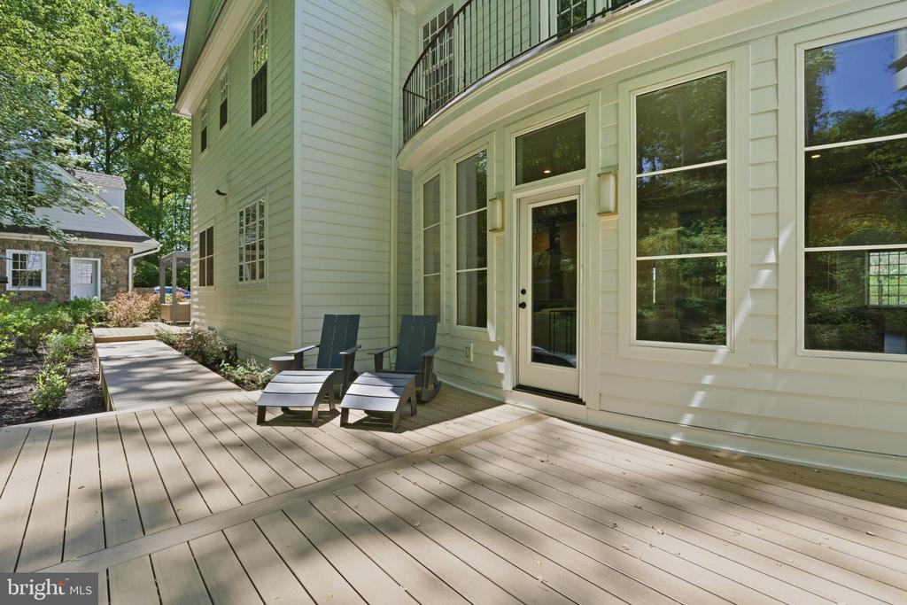 959 GARRETT MILL ROAD