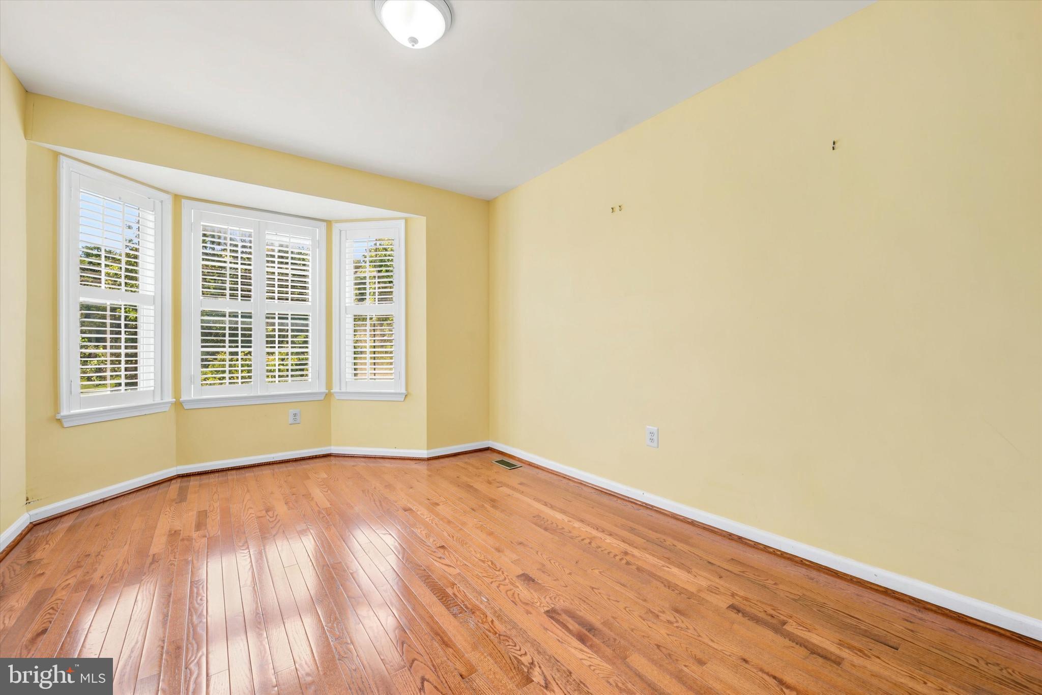 345 JENVILLE COURT 3