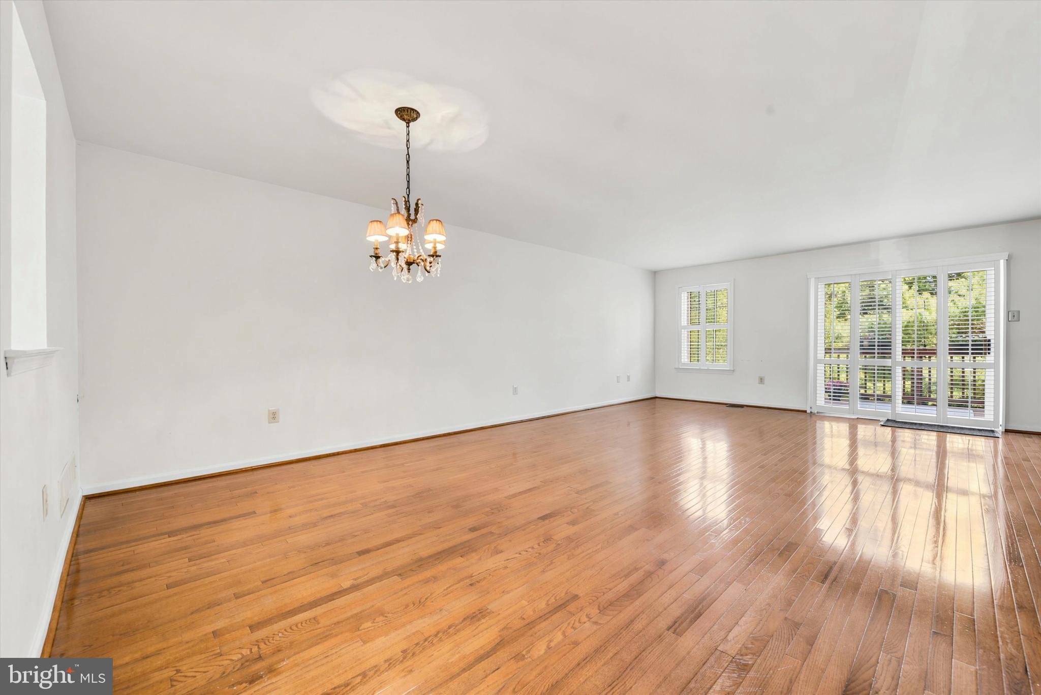 345 JENVILLE COURT 3